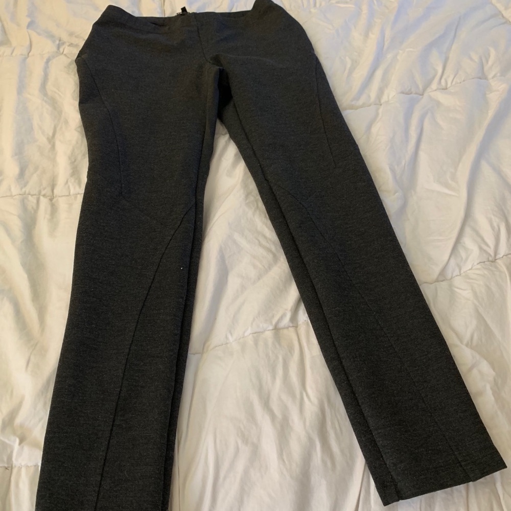 Sofia Vergara J Leggings Pants